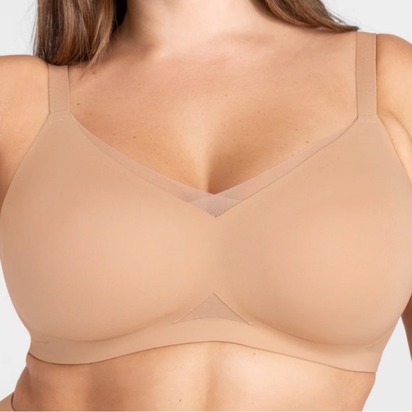 Honeylove Tan crossover Seamless Bra - Picture 3 of 5